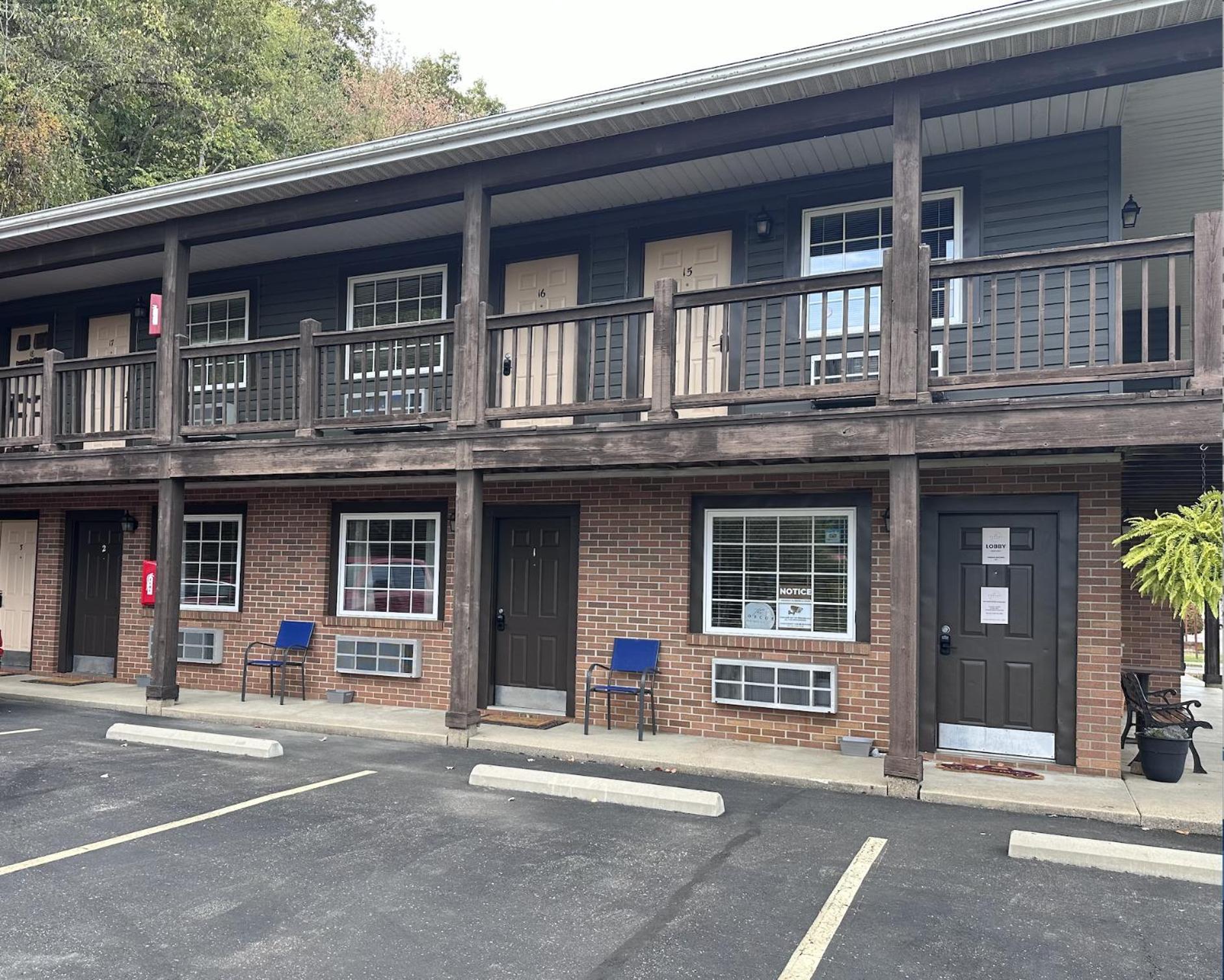 The Roscoe Boutique Motel Coshocton Exterior foto